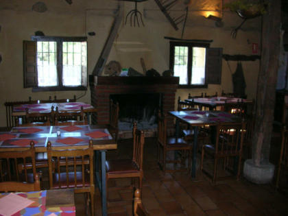 Restaurante pizzer&iacute;a rural en el Valle del lozoya